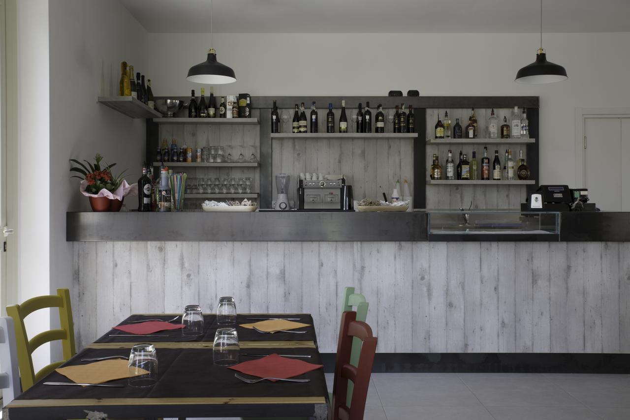 Cascina Monte Diviso Hostel Gallarate Exterior foto